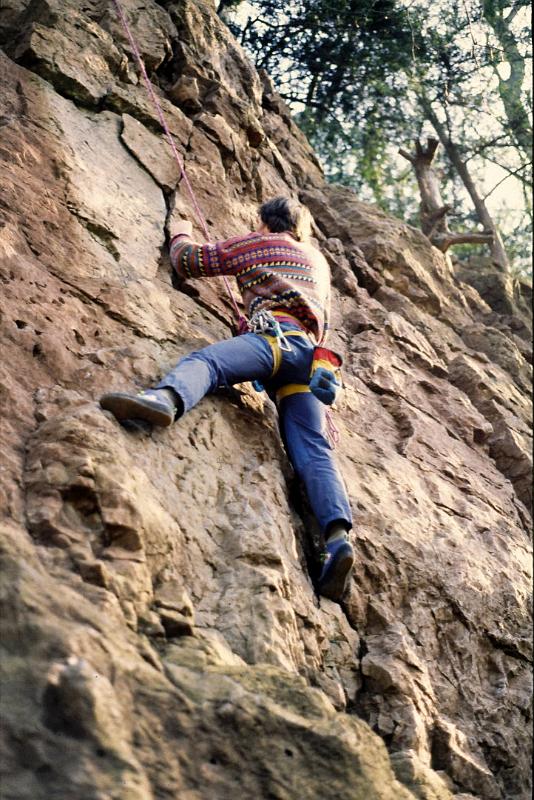 steven0042.JPG - Climbing at Symonds Yat